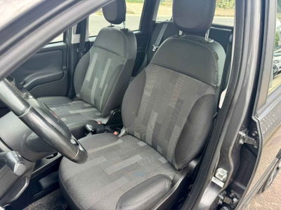Fiat Panda 1.3 MJT 95 CV S&S City Cross (19)