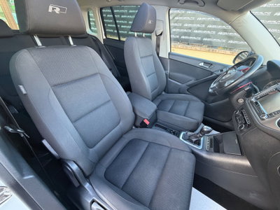 Volkswagen Tiguan 2.0 TDI DPF 4MOTION DSG Sport & Style (16)