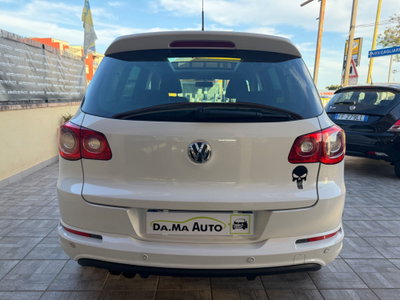 Volkswagen Tiguan 2.0 TDI DPF 4MOTION DSG Sport & Style (9)