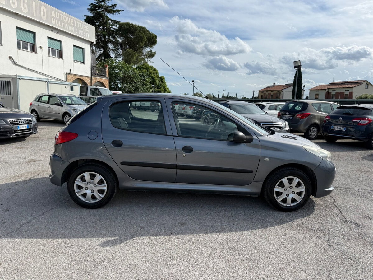 Peugeot 206 60CV 3p. (6)