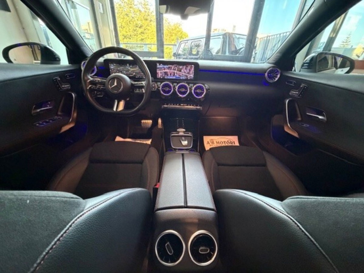 Mercedes-Benz Classe A 180 d Automatic Premium (11)