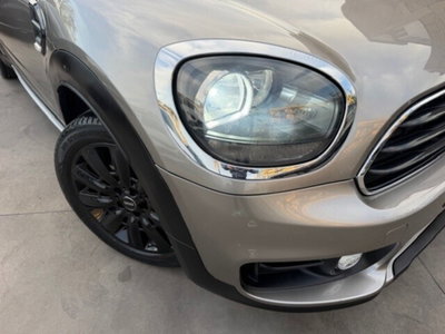 MINI Mini Countryman 2.0 Cooper D Essential Countryman (2)