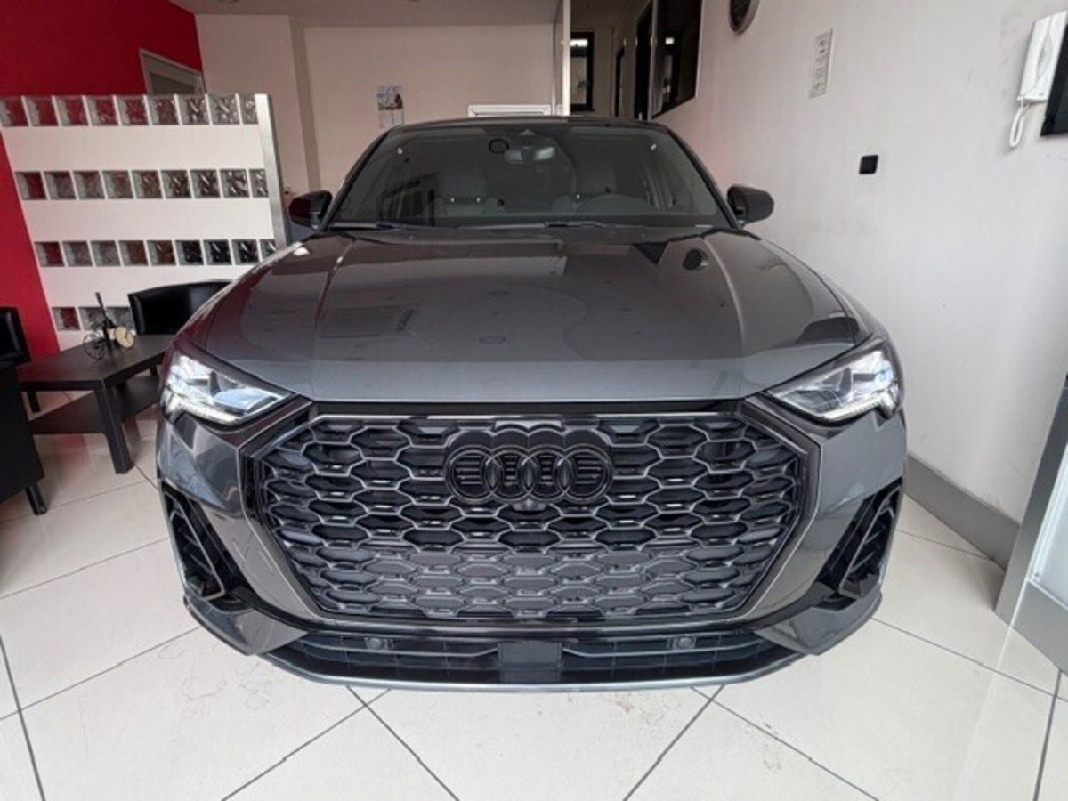 Audi Q3 Sportback 35 TDI quattro S tronic S line edition (2)