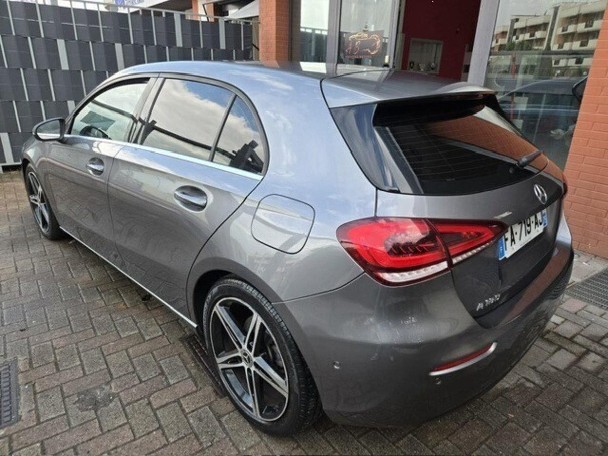 Mercedes-Benz Classe A 180 d Automatic Sport (4)