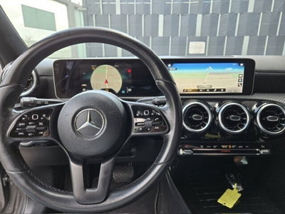 Mercedes-Benz Classe A 180 d Automatic Sport (9)