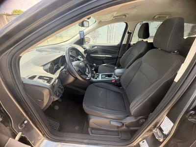 Ford Kuga 2.0 TDCI 120 CV S&S 2WD Powershift ST-Line (13)