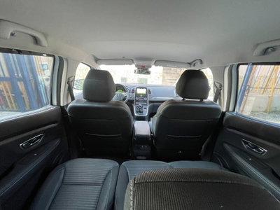Renault Scenic E-Tech Electric XMod dCi 110 CV Start&Stop Energy Limited (11)