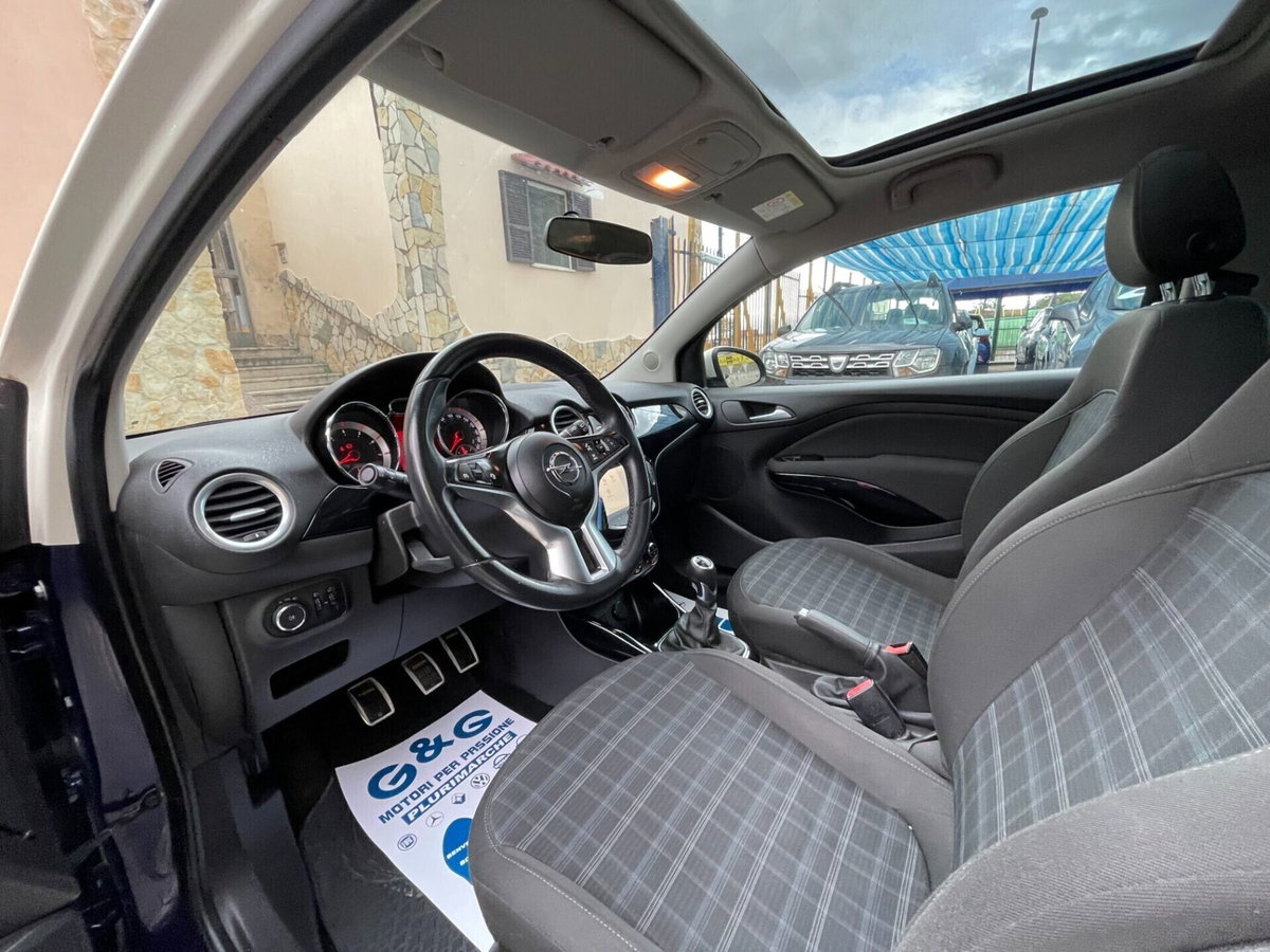 Opel Adam 1.2 70 CV Jam (10)