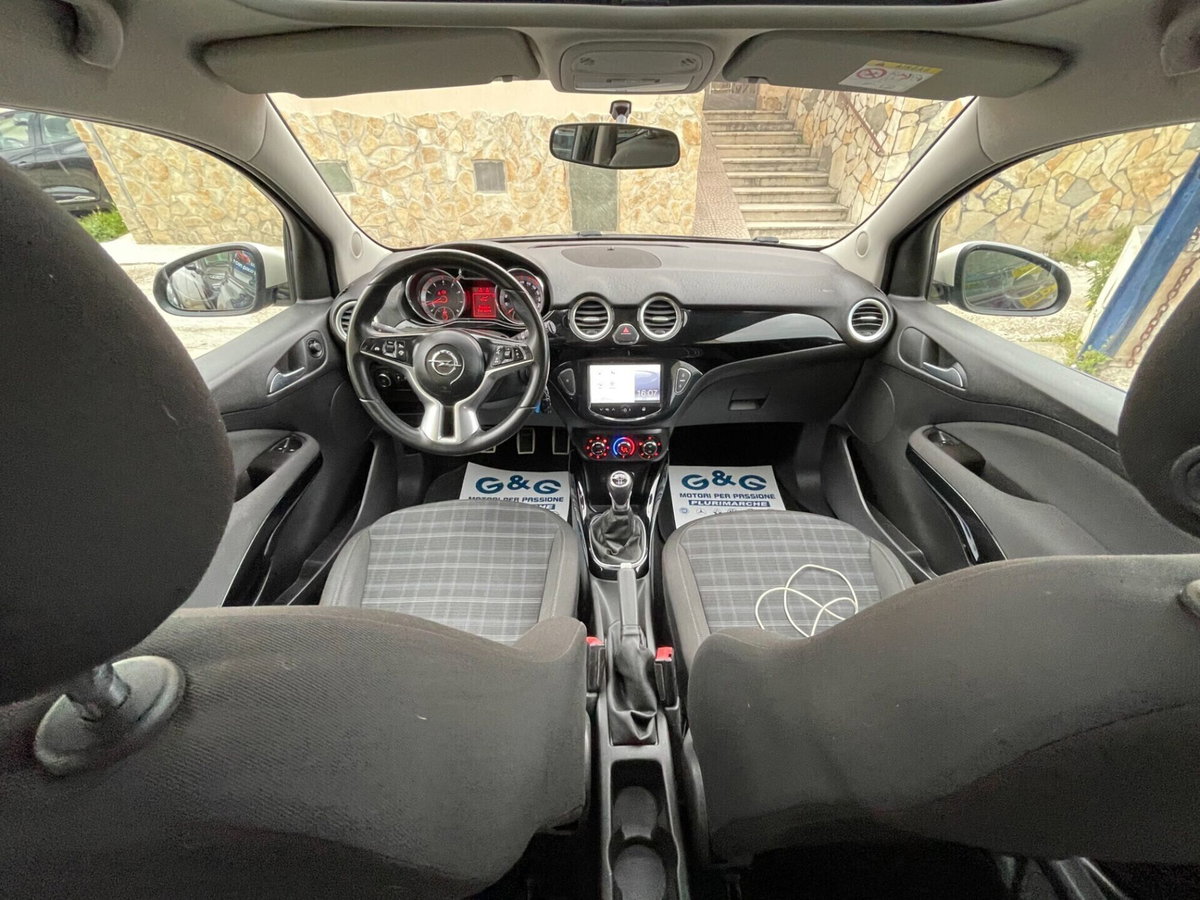 Opel Adam 1.2 70 CV Jam (4)