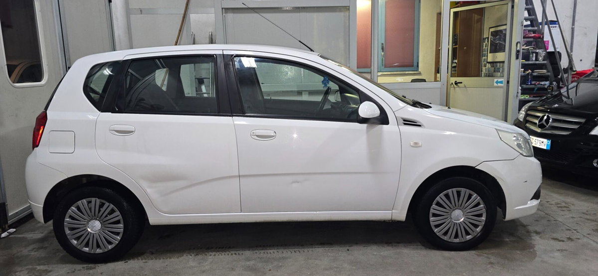 Chevrolet Aveo 1.2 70CV 5 porte LS (16)
