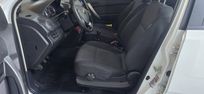Chevrolet Aveo 1.2 70CV 5 porte LS (6)