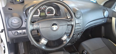 Chevrolet Aveo 1.2 70CV 5 porte LS (8)