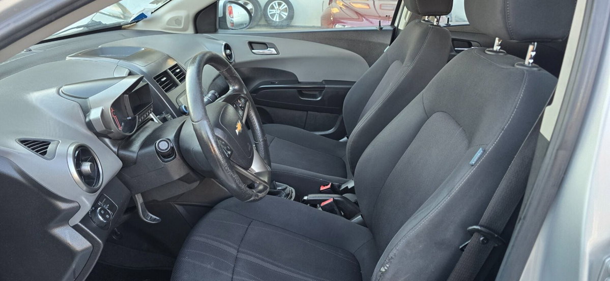 Chevrolet Aveo 1.2 86CV 5 porte LT (11)