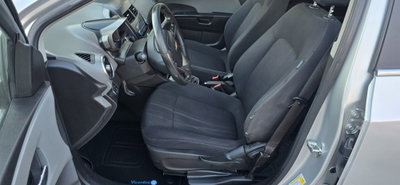 Chevrolet Aveo 1.2 86CV 5 porte LT (12)