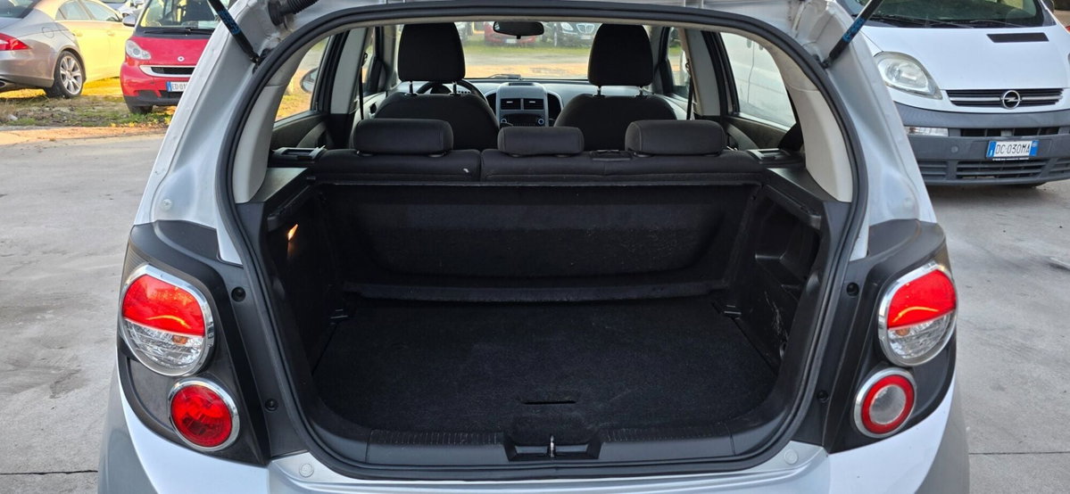 Chevrolet Aveo 1.2 86CV 5 porte LT (17)