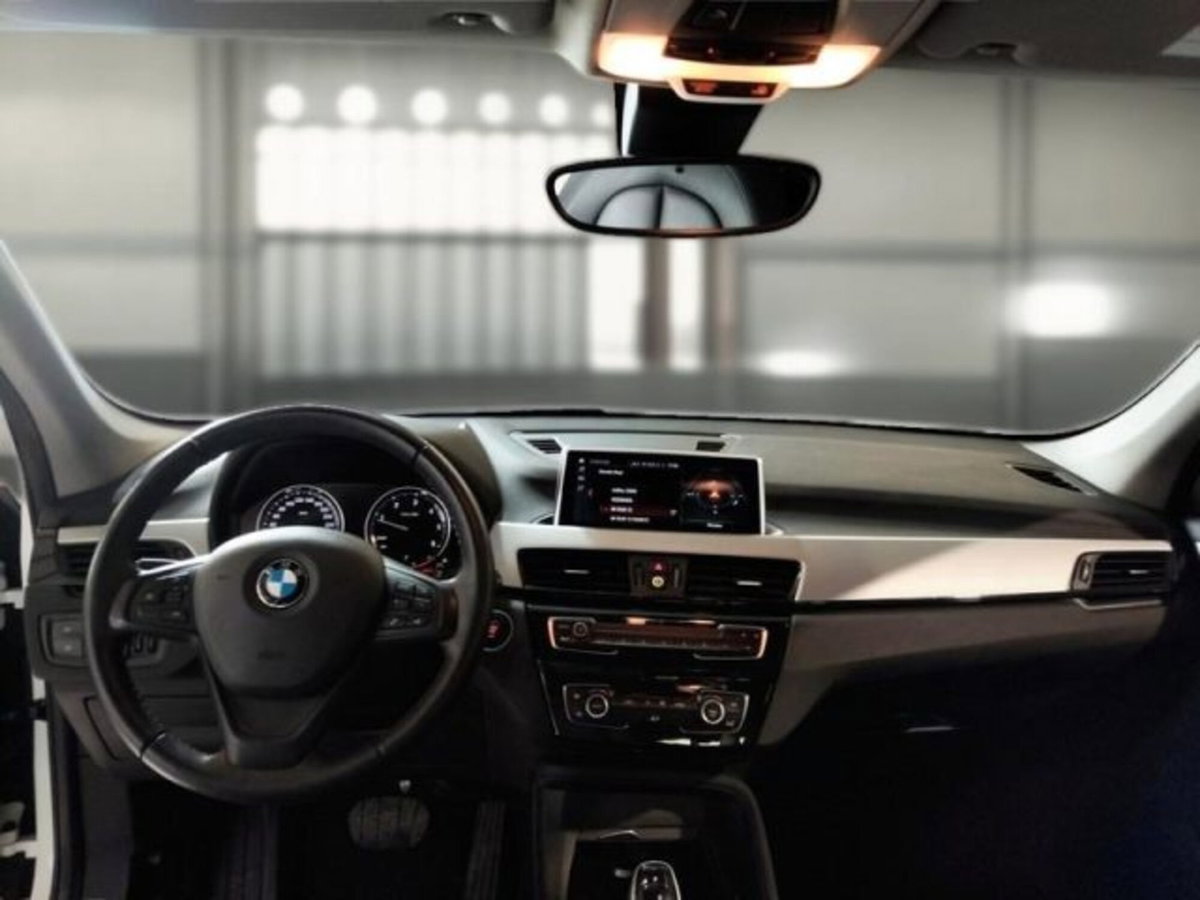 BMW X1 sDrive18d Business Advantage (6)