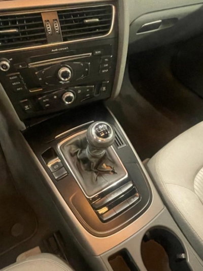 Audi A4 Avant 2.0 TDI 177CV Ambiente (7)