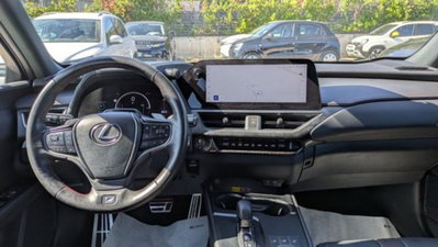 Lexus UX Full Electric Premium (6)