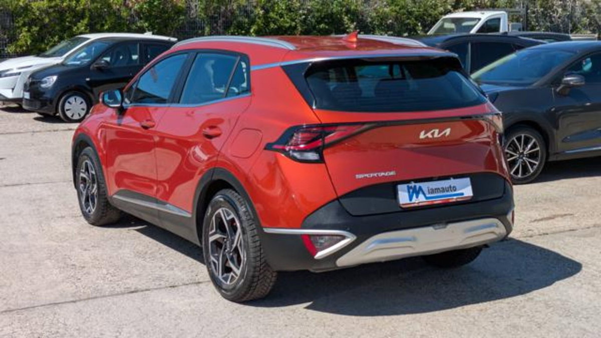Kia Sportage crdi mhev Business dct7 (4)