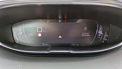 Peugeot 3008 BlueHDi 130 S&S EAT8 GT (8)