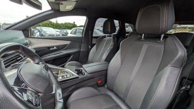 Peugeot 3008 BlueHDi 130 S&S EAT8 GT Pack (10)