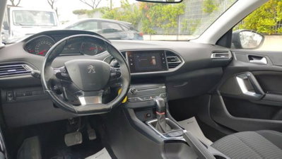 Peugeot 308 SW BlueHDi 120 S&S EAT6 Allure (5)