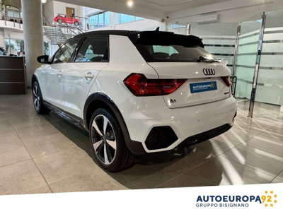 Audi A1 allstreet 30 1.0 tfsi Identity Contrast 116cv (3)