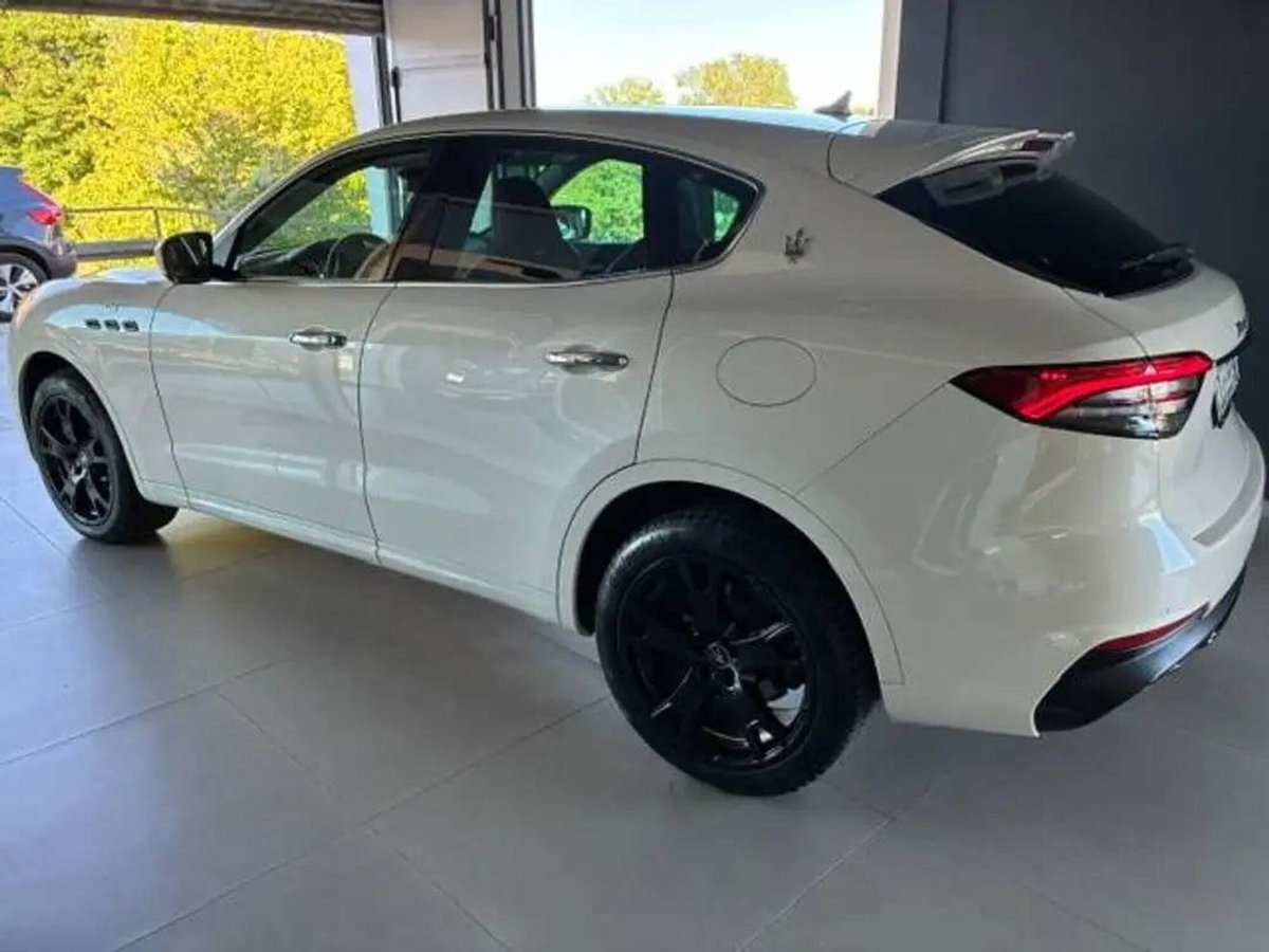Maserati Levante Levante 2.0 mhev GT Ultima 330cv auto (3)