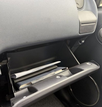 Peugeot iOn Active (17)