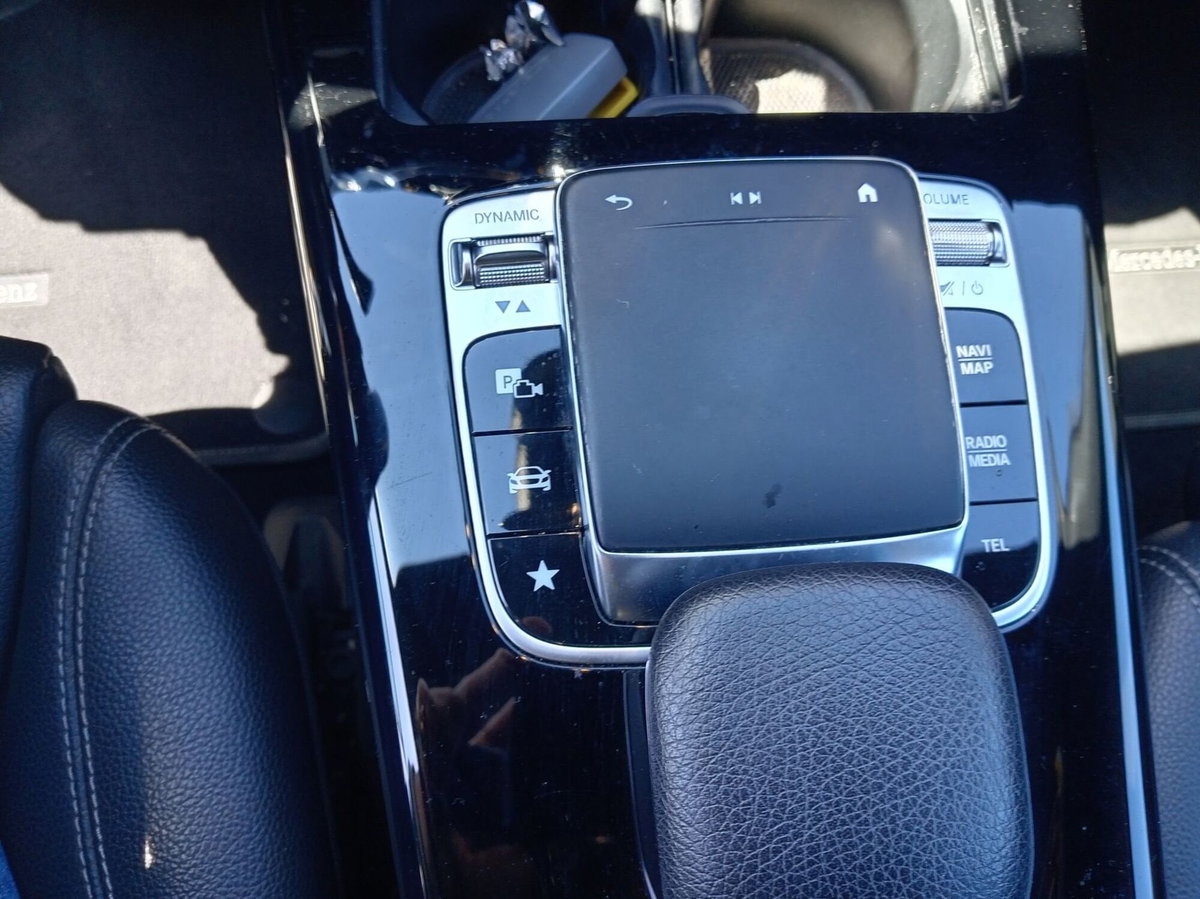 Mercedes-Benz Classe A 180 d Automatic Business (18)