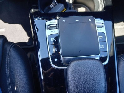 Mercedes-Benz Classe A 180 d Automatic Business (18)