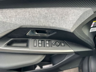 Peugeot 3008 1.2 hybrid Allure Business 145cv e-dcs6 (6)