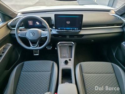 Volkswagen T-Roc 1.5 etsi R-Line 150cv dsg (12)
