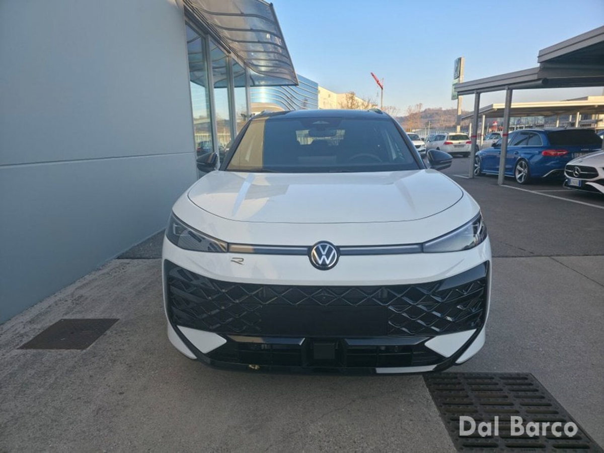 Volkswagen T-Roc 1.5 etsi R-Line 150cv dsg (2)