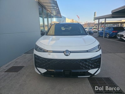 Volkswagen T-Roc 1.5 etsi R-Line 150cv dsg (2)