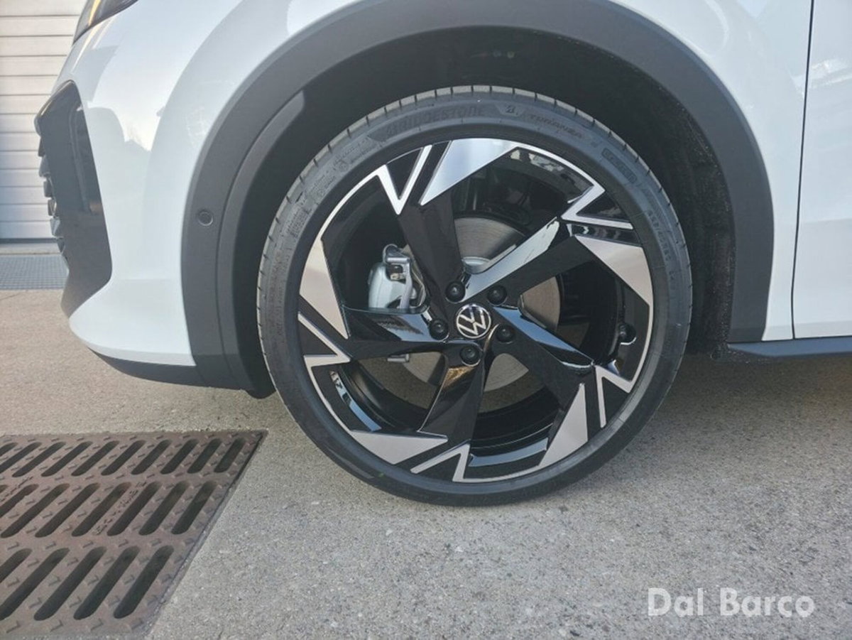 Volkswagen T-Roc 1.5 etsi R-Line 150cv dsg (8)