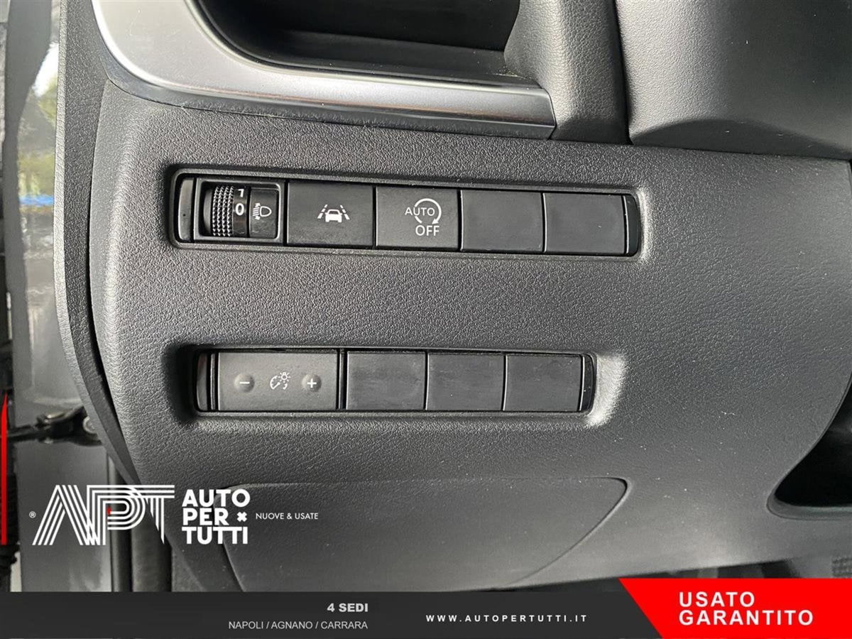 Nissan Qashqai 1.3 mhev Tekna 2wd 158cv xtronic (16)