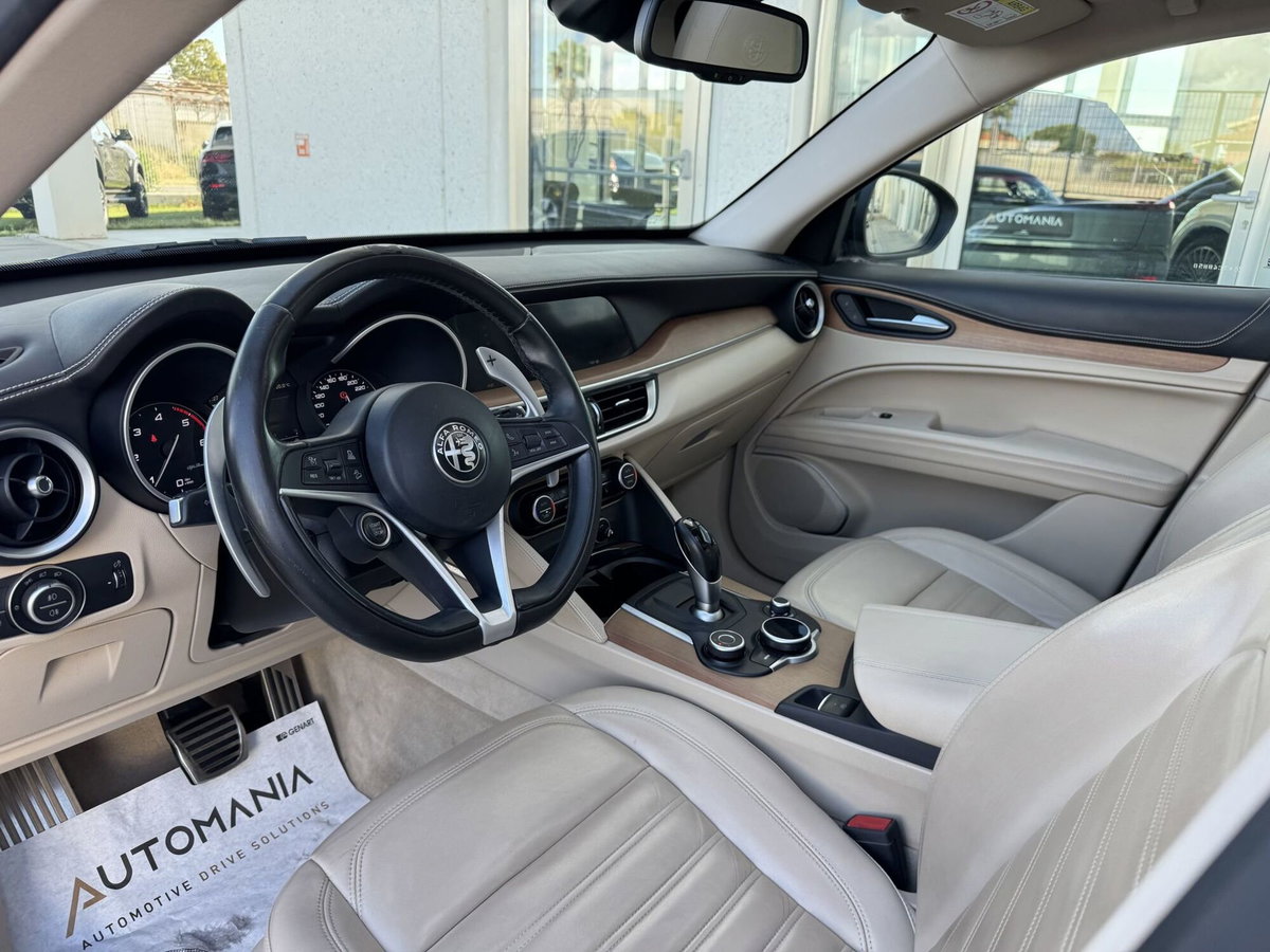 Alfa Romeo Stelvio Stelvio 2.2 Turbodiesel 210 CV AT8 Q4 Executive (9)