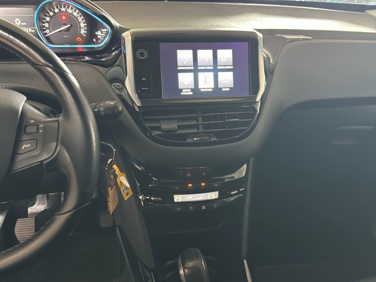 Peugeot 2008 Turbo 110 S&S Allure (10)