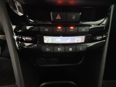 Peugeot 2008 Turbo 110 S&S Allure (14)