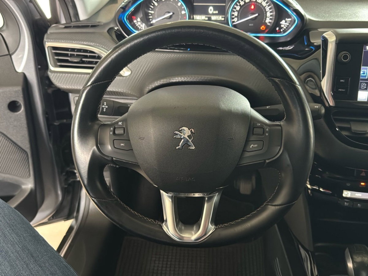 Peugeot 2008 Turbo 110 S&S Allure (15)