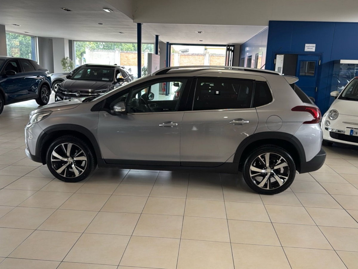 Peugeot 2008 Turbo 110 S&S Allure (2)