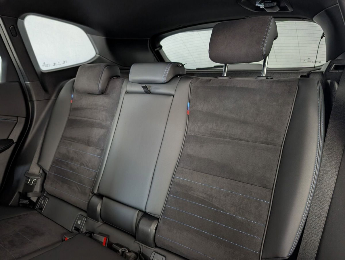 BMW X1 sDrive 18i Msport (12)