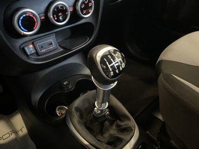 Fiat 500L 1.4 95 CV Pop Star (14)