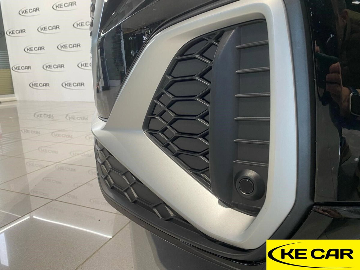 Audi Q2 Q2 35 TFSI S tronic S line Edition (16)