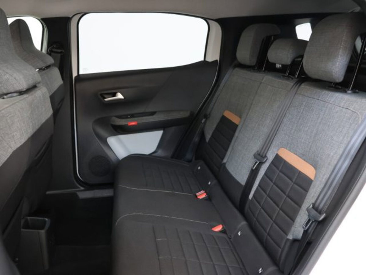 Citroen C3 Aircross 1.2 puretech turbo Plus 100cv (10)