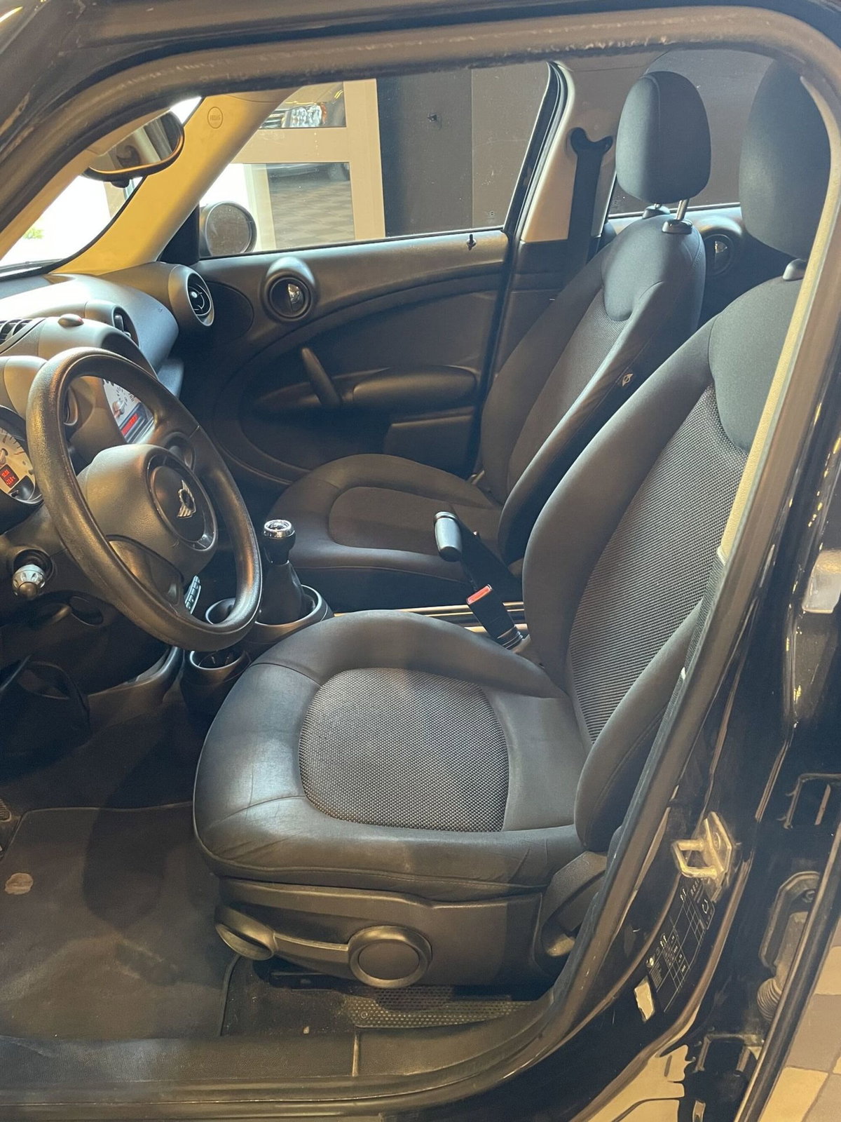 MINI Mini Countryman 1.6 Cooper D Countryman (9)