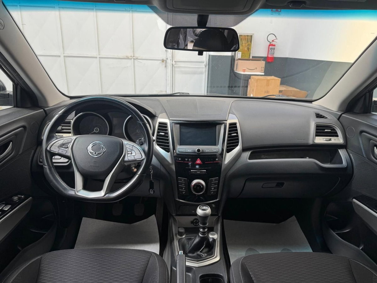 Ssangyong Tivoli 1.6d 2WD Be Visual Hot Aebs (10)