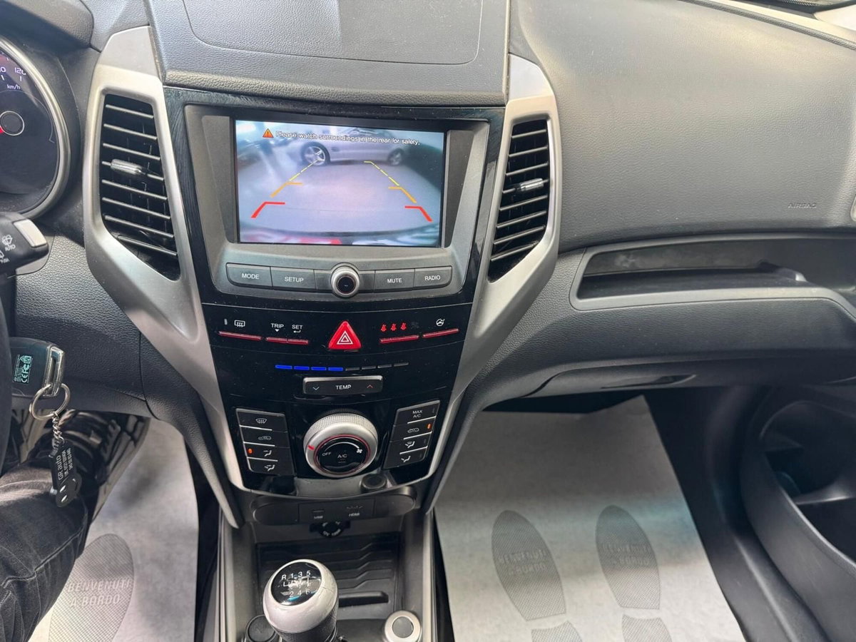 Ssangyong Tivoli 1.6d 2WD Be Visual Hot Aebs (11)
