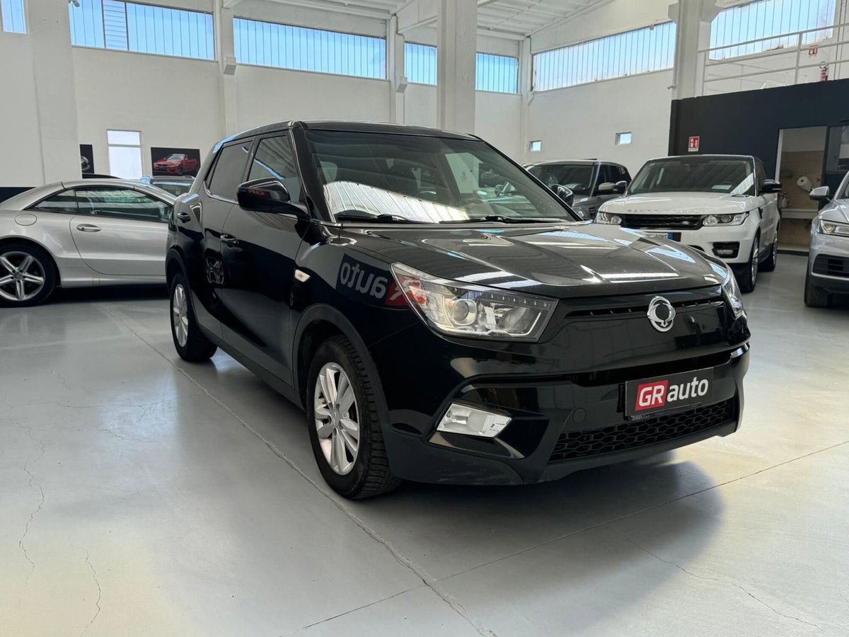 Ssangyong Tivoli 1.6d 2WD Be Visual Hot Aebs (3)